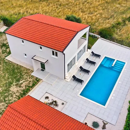 Stunning In Kastel Luksic Kaštela